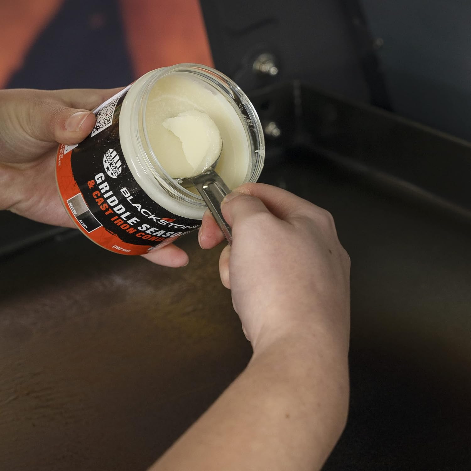 BLACKSTONE Griddle Seasoning and Cast Iron Conditioner | Protect and maintain griddle top